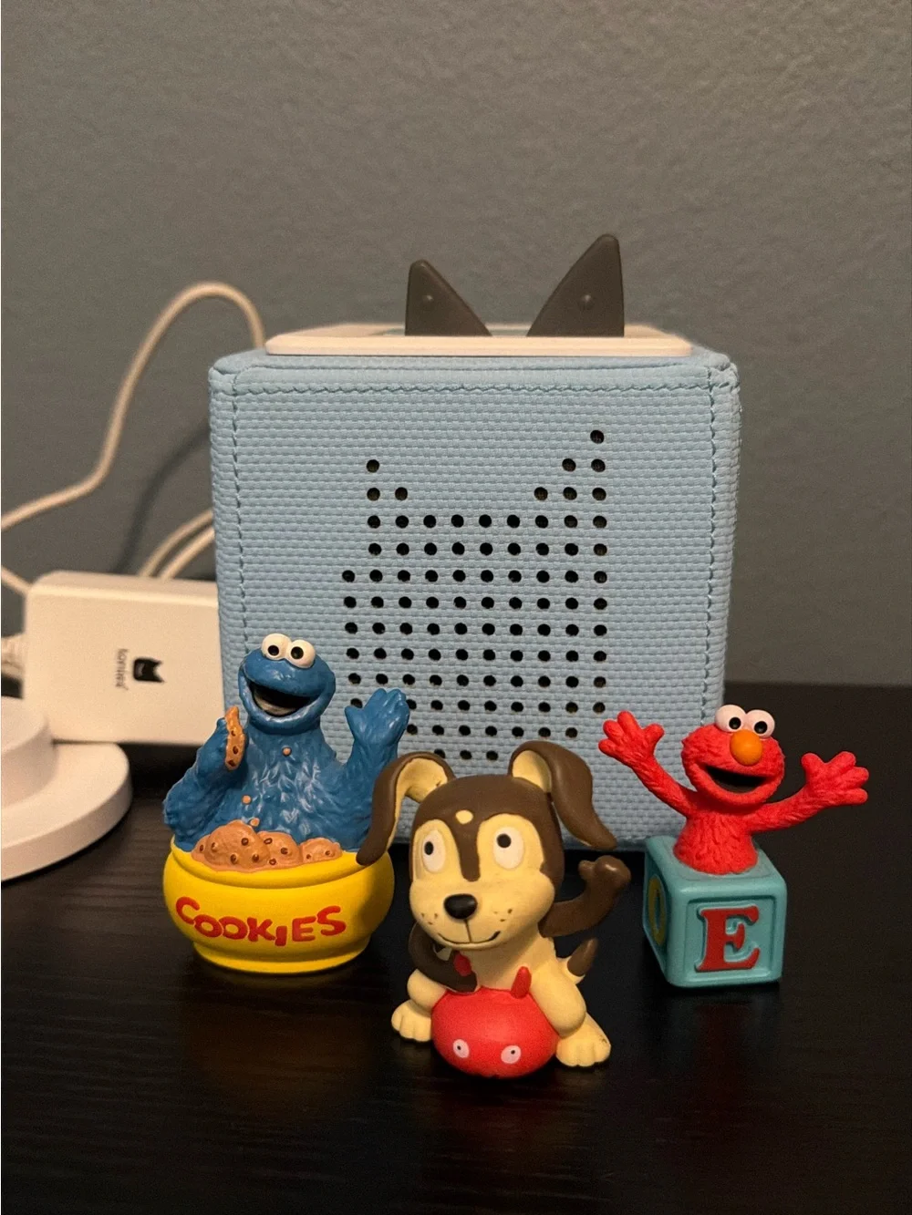 Blue Kids Toniebox Story Speaker with 3 Tonies